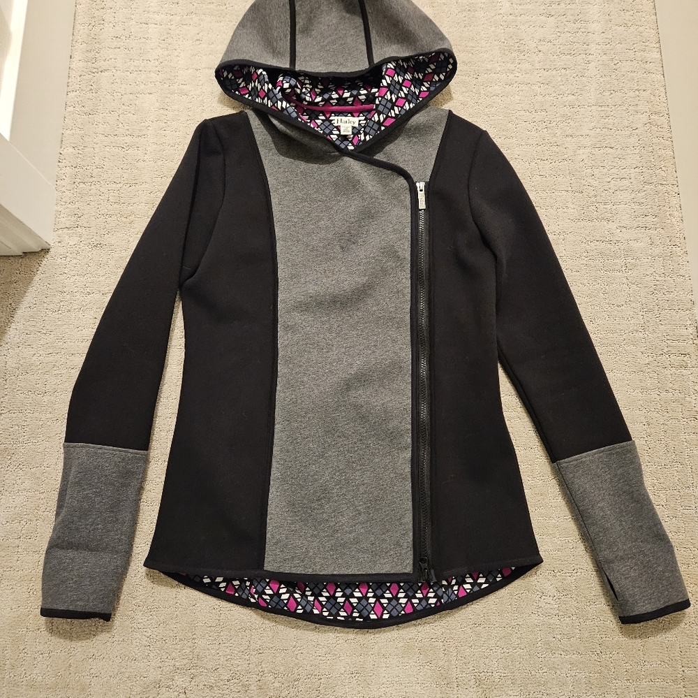 Hatley fitted asymmetrical zip jacket with unique lining. Small. NWOT